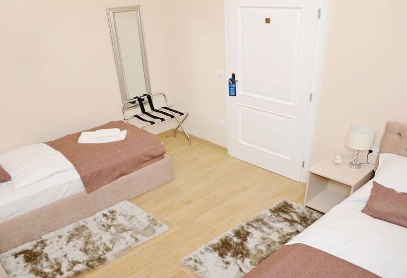 펜션 Flowers Zagreb Downtown