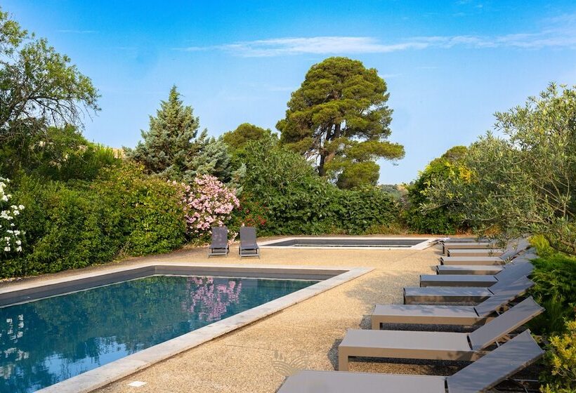 פנסיון La Maison Vigneronne