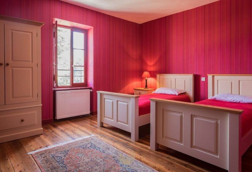 פנסיון La Maison Vigneronne