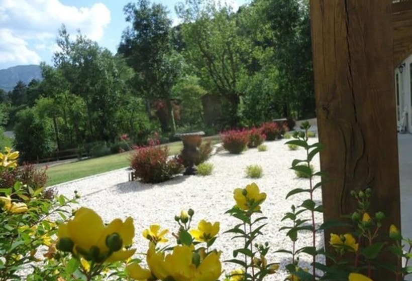 פנסיון Le Chalet Des Trois Quilles