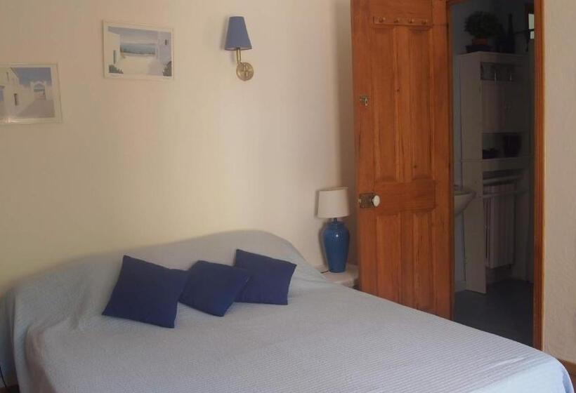 ペンション Mas Du Kairos