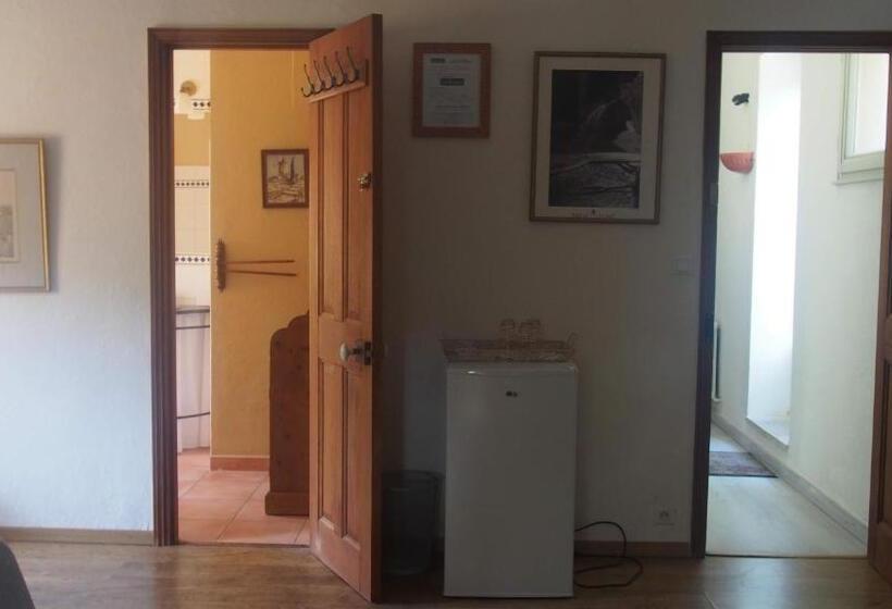 ペンション Mas Du Kairos