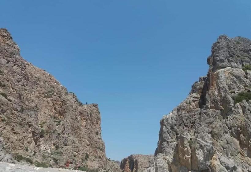 Пансион Villa Koutsakis