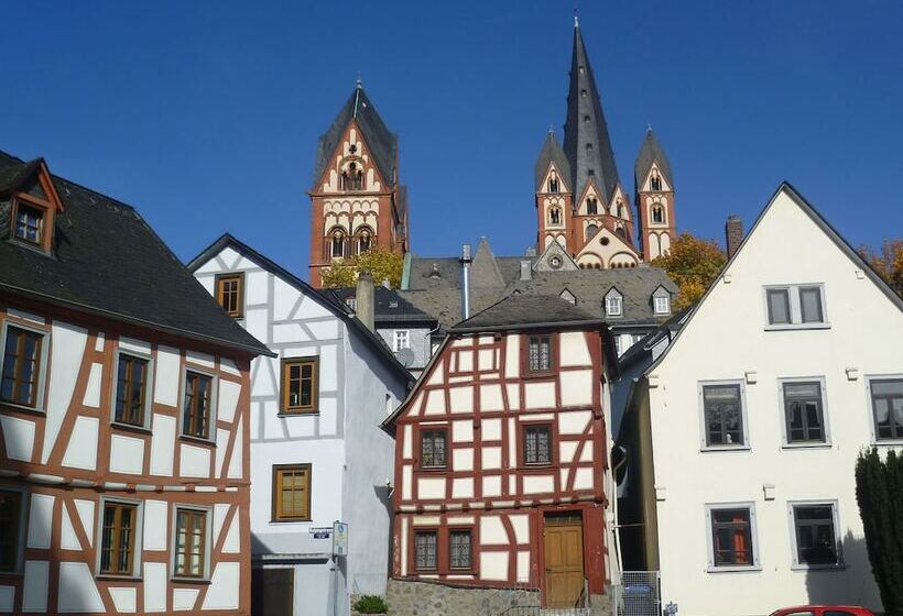 Apartment With Private Terrace In Runkel