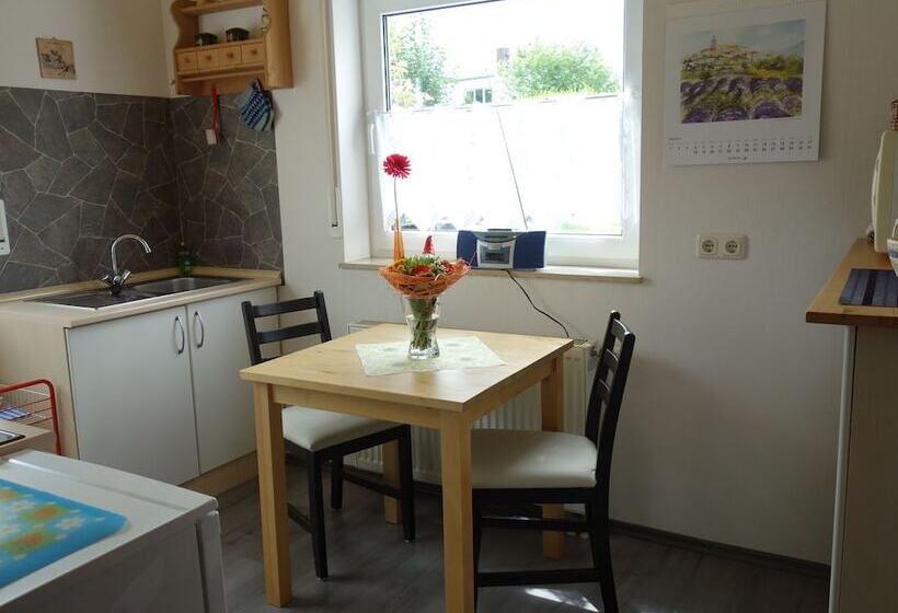 Apartment With Private Terrace In Runkel