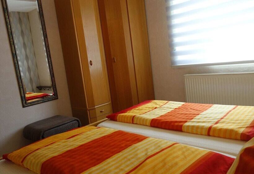 Apartment With Private Terrace In Runkel