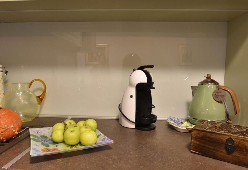 Spacious And Comfortable Apartment, Outside The Historical Centre Of Split