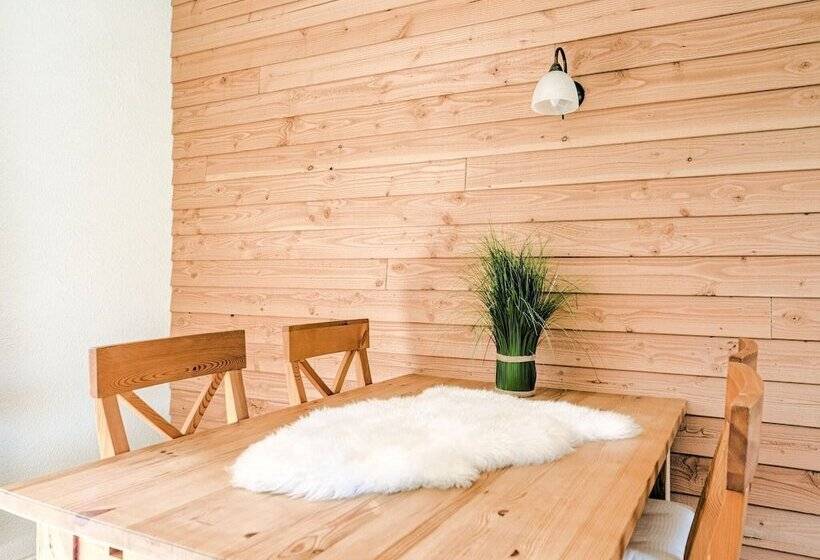 Spacious Apartment Near Lake In Guntersberge