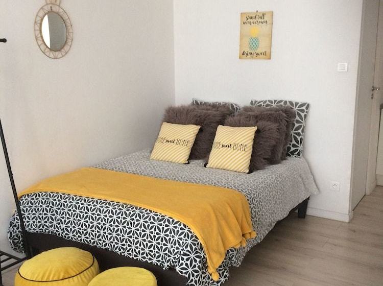 Studio L Art Abstrait   Centre D Agen  Gare 3