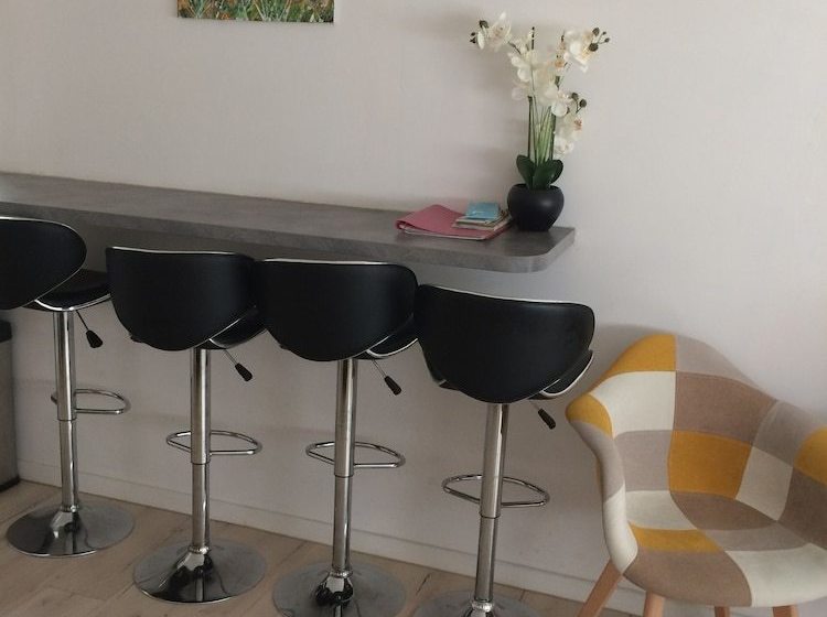 Studio L Art Abstrait   Centre D Agen  Gare 3