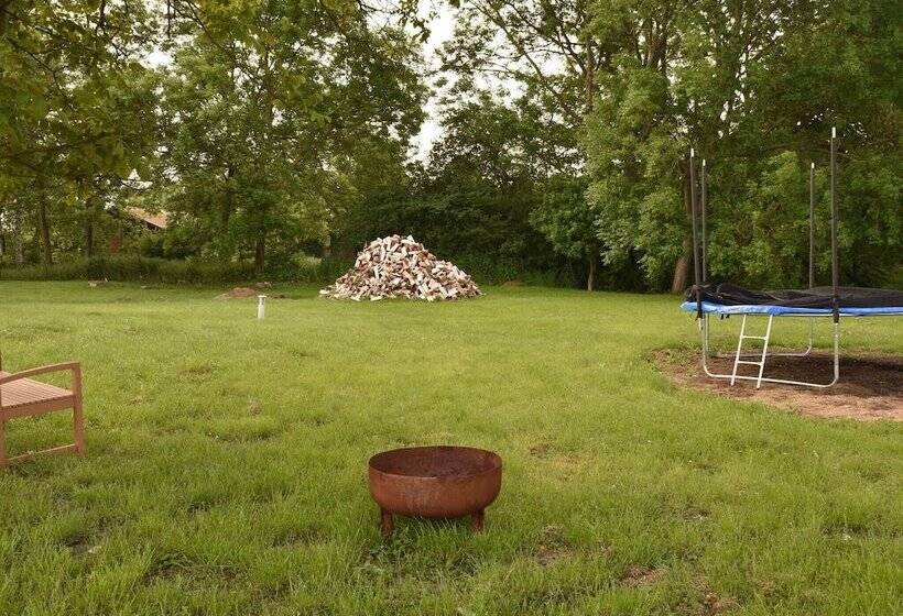 Tranquil Apartment With Terrace In Blowatz Near Sea