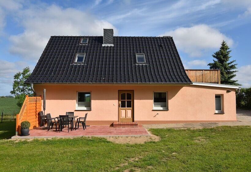 Tranquil Apartment With Terrace In Blowatz Near Sea