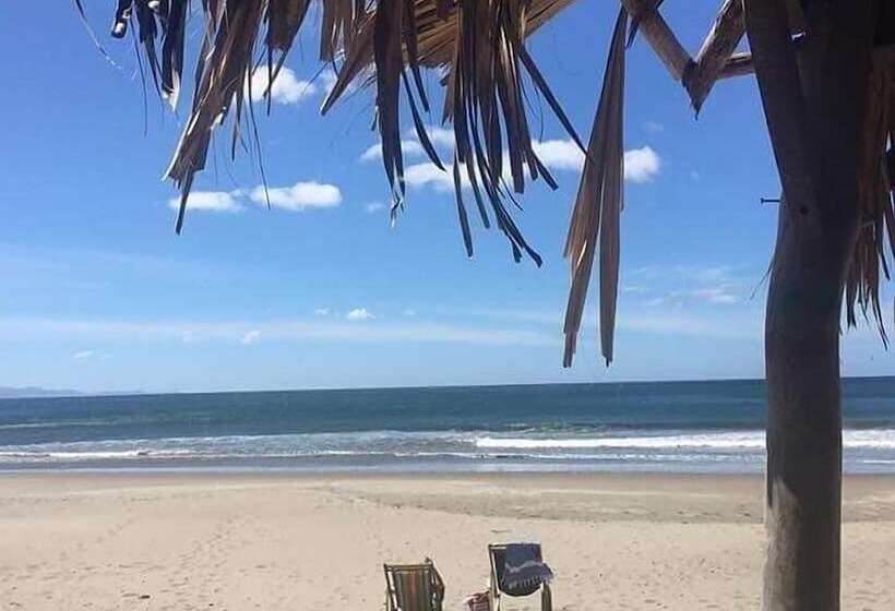 Verdad Nicaragua Beach Hotel & Retreat