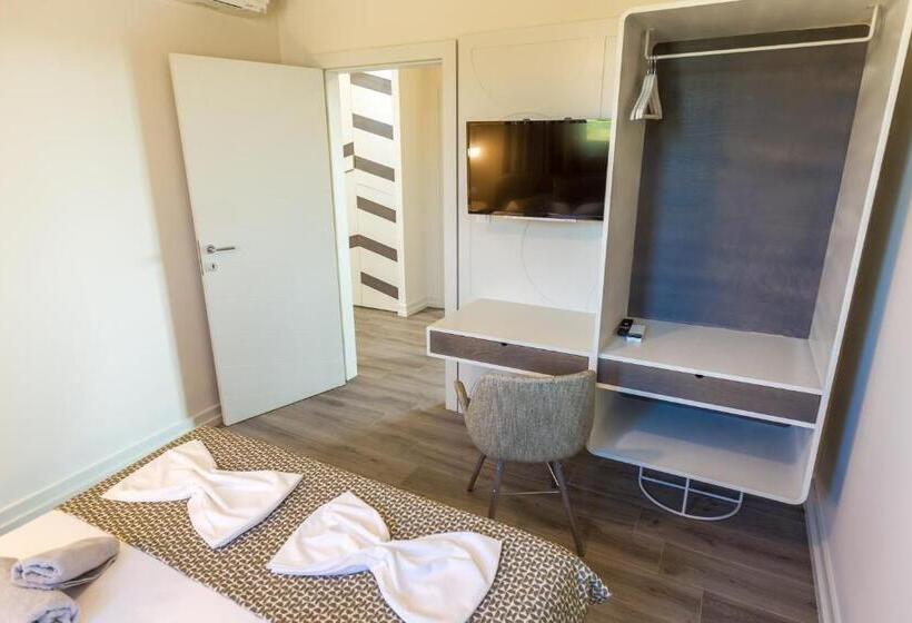 Villa Sara Private Infinity Pool