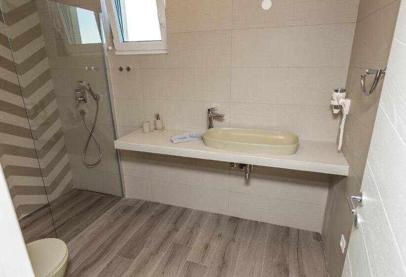 Villa Sara Private Infinity Pool