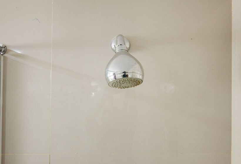 هاستل Gapura Hotel By Oyo Rooms