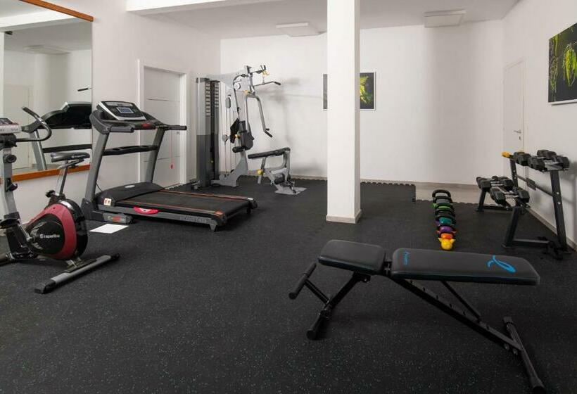 Aparthotel Punta Blu   Pool & Spa