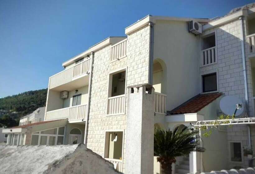 Apartments Villa Angela