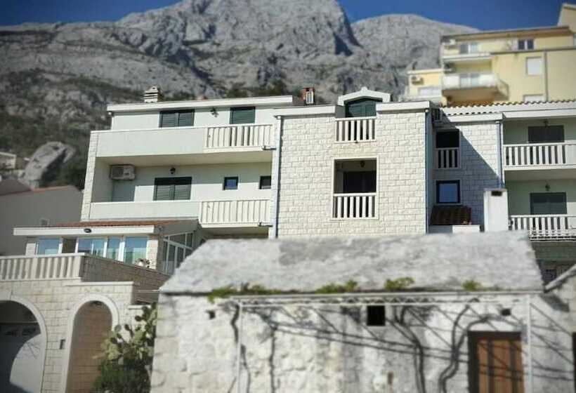 Apartments Villa Angela