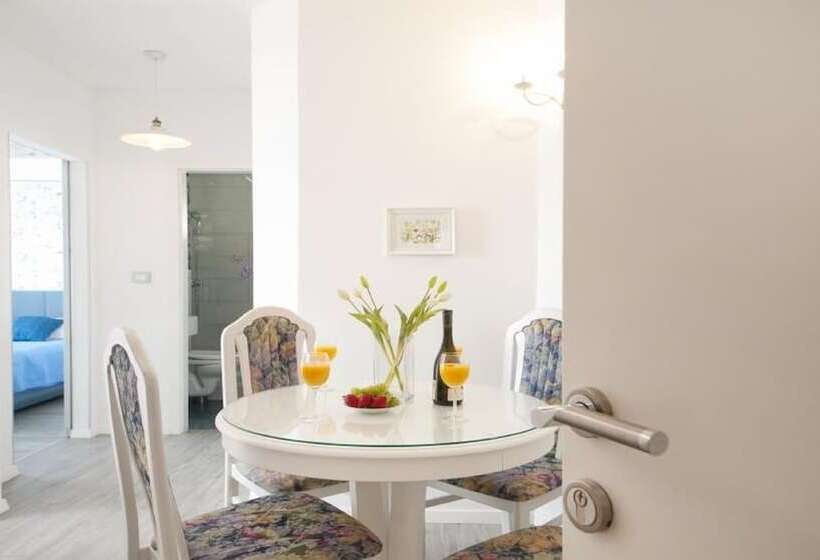 Apartments Villa Angela