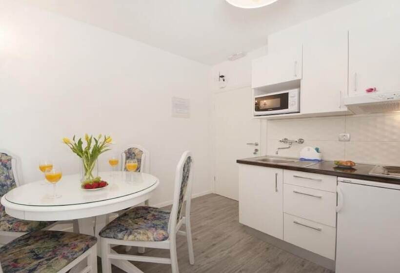 Apartments Villa Angela