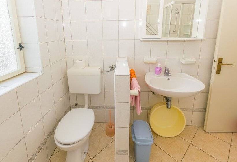 Apartments Grakalic Great Location