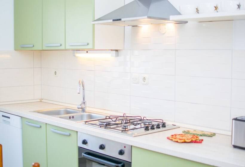 Apartments Grakalic Great Location