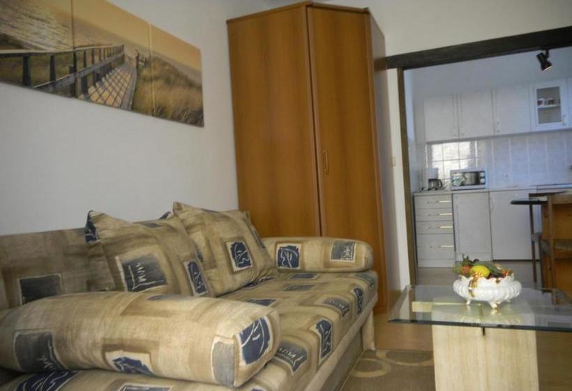 Sunny Hill Apartments