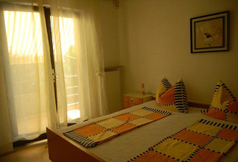 Sunny Hill Apartments