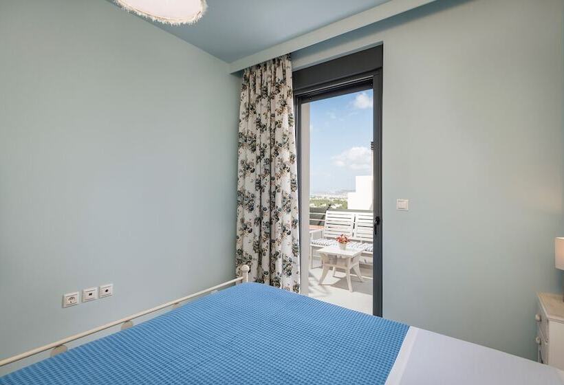 Beautiful Pool Villa For Relaxing Family Holidays