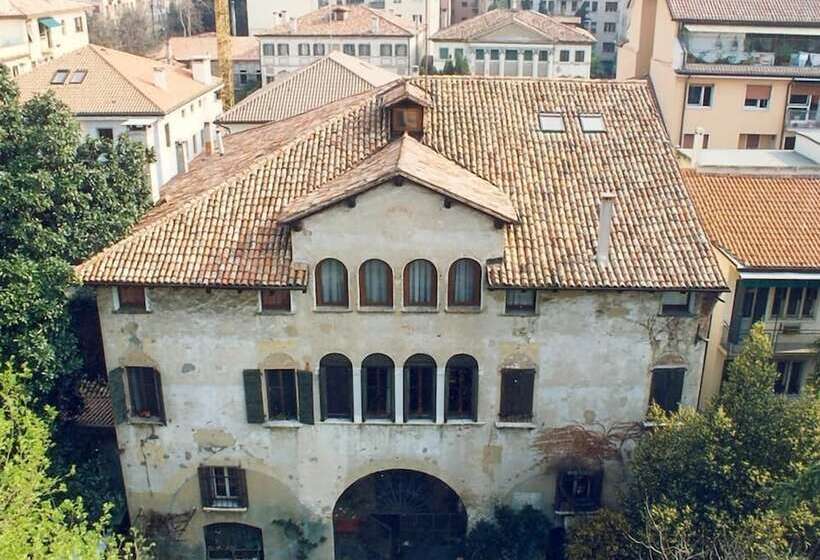 تختخواب و صبحانه Palazzo Raspanti