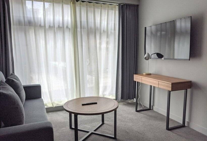 Clarion Apartments South Melbourne