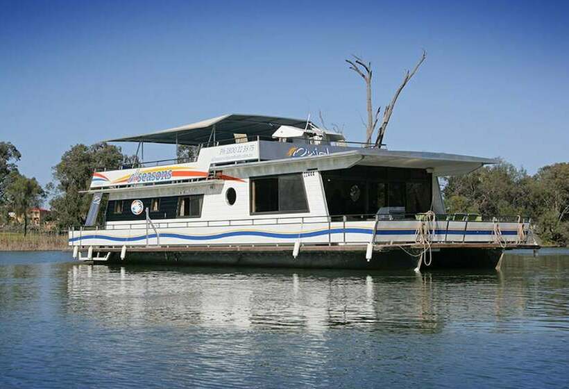 هتل All Seasons Houseboats