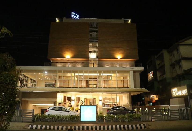 בית מלון כפרי Cosmique Clarks Inn Suites Goa