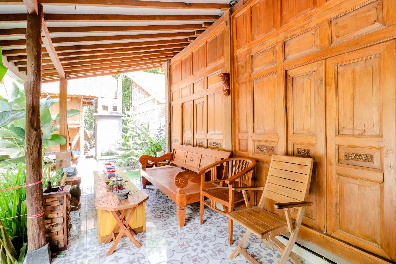 هتل D'hasinda Homestay