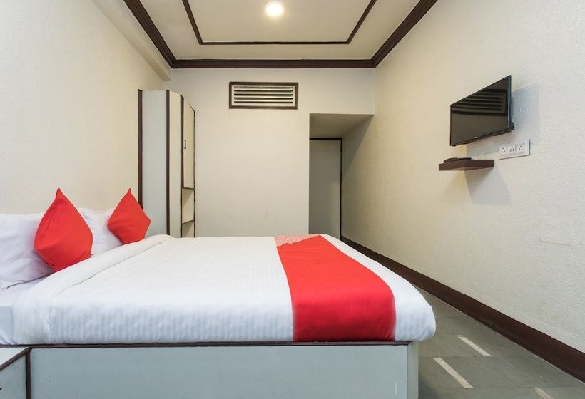 בית מלון כפרי Gurukripa Inn By Oyo Rooms