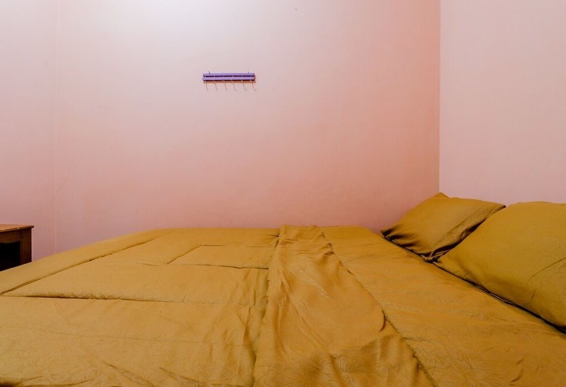 Отель Homestay Penginapan Anita