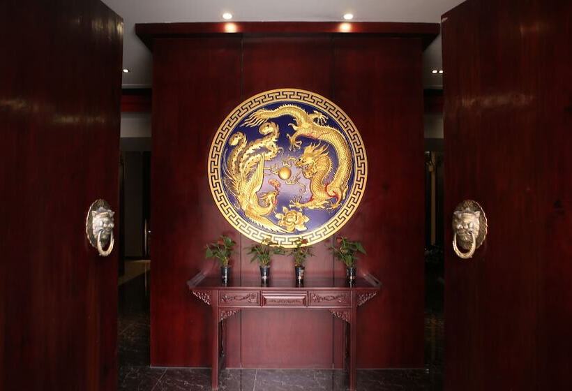 Отель Jinbi Club Boutique