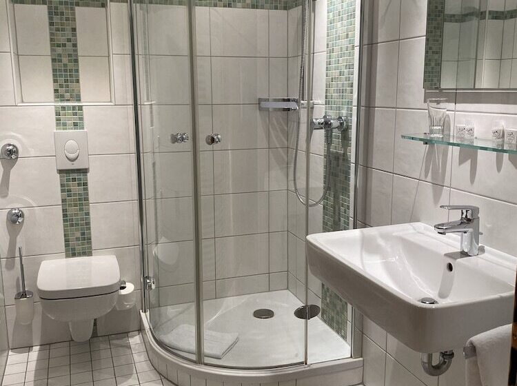 هتل Landhaus Massener Heide