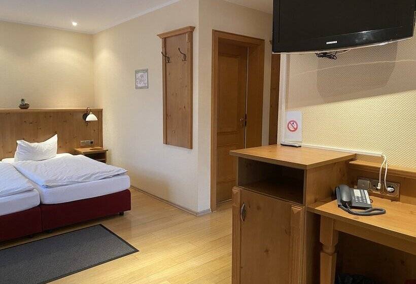 هتل Landhaus Massener Heide