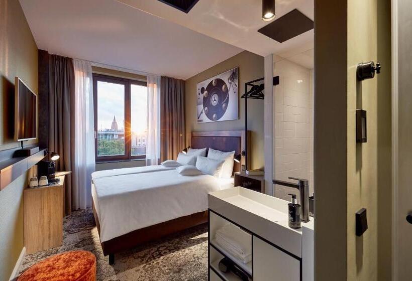 Me And All Hotel Hanover, By Hyatt