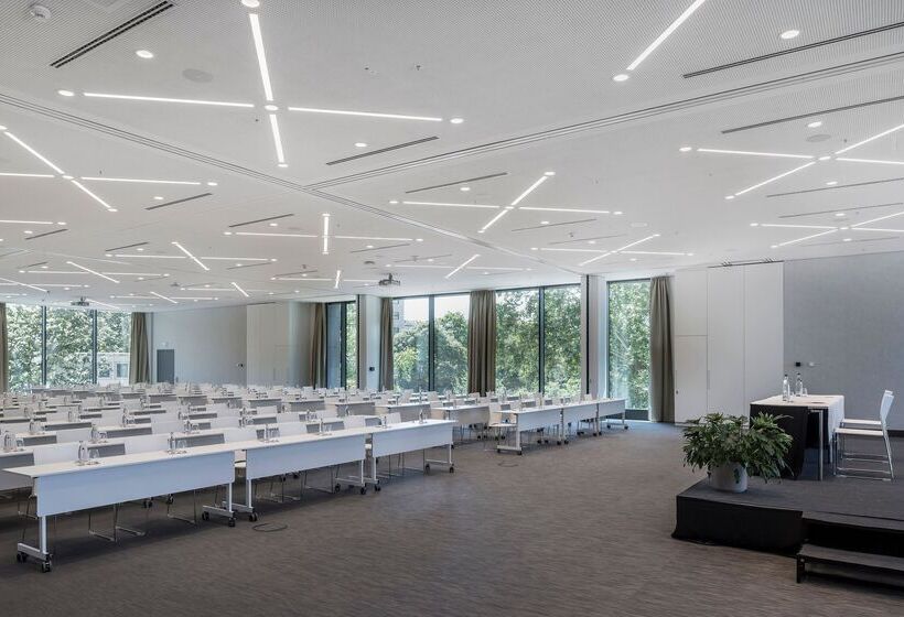 酒店 Meliá Frankfurt City