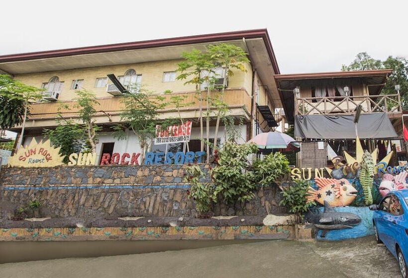 Szálloda Oyo 588 Sunrock Resort