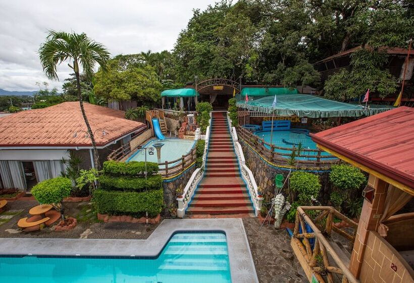 Szálloda Oyo 588 Sunrock Resort