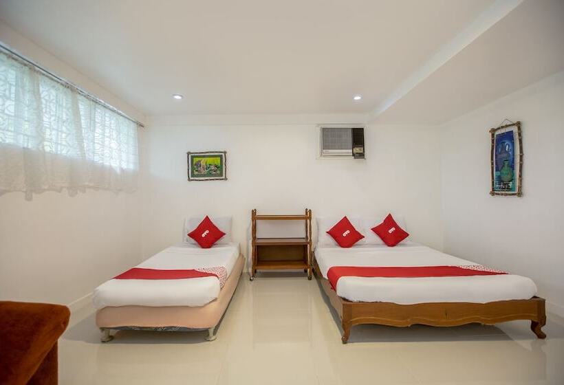 Szálloda Oyo 588 Sunrock Resort