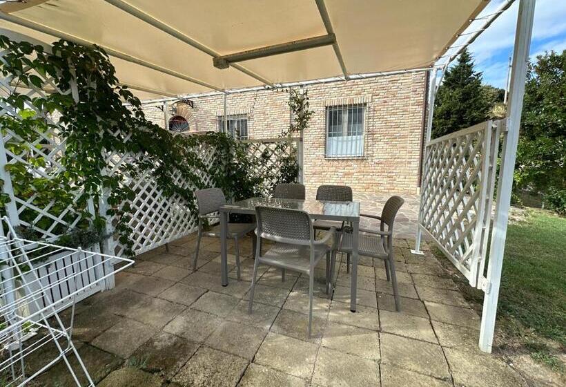 乡村酒店  Agriturismo Case Al Sole