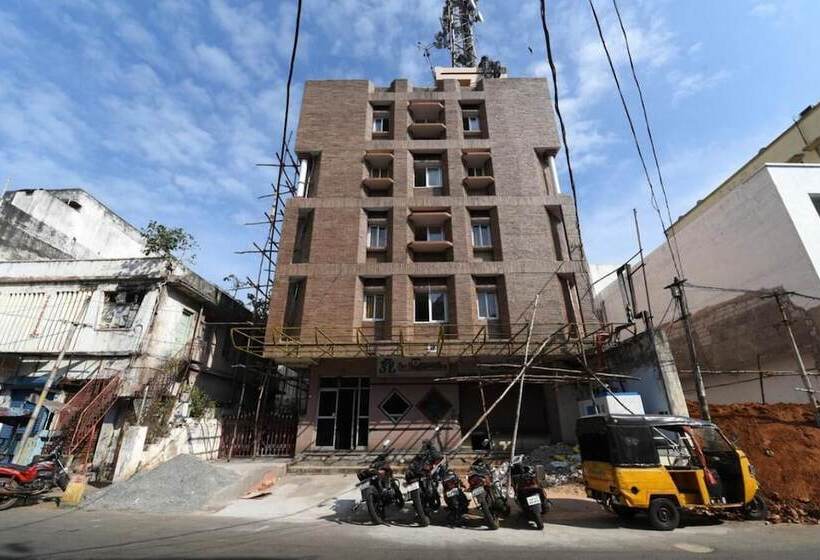 Отель Sri Raghavendra Inn