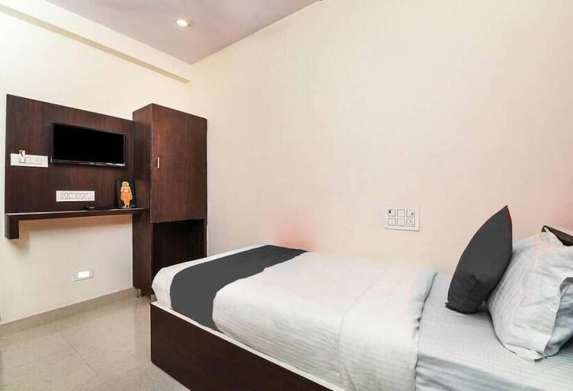 Отель Sri Raghavendra Inn