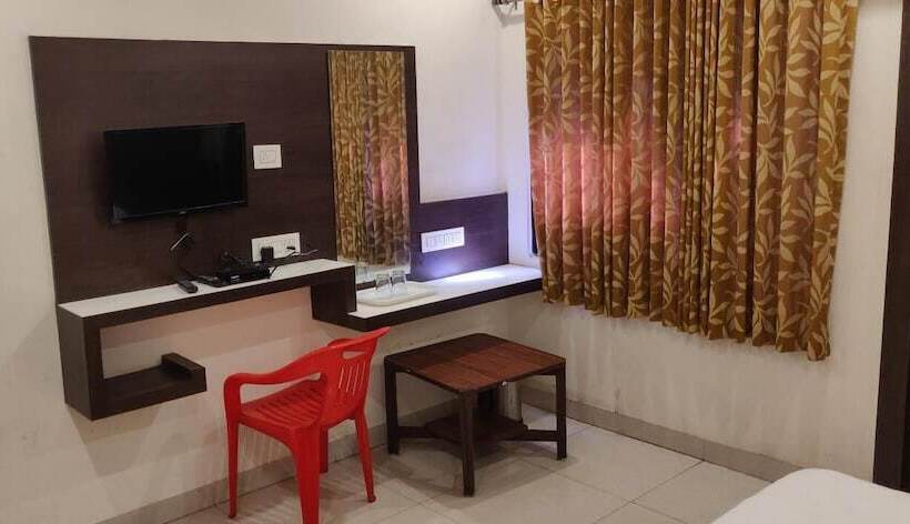 Отель Sri Raghavendra Inn