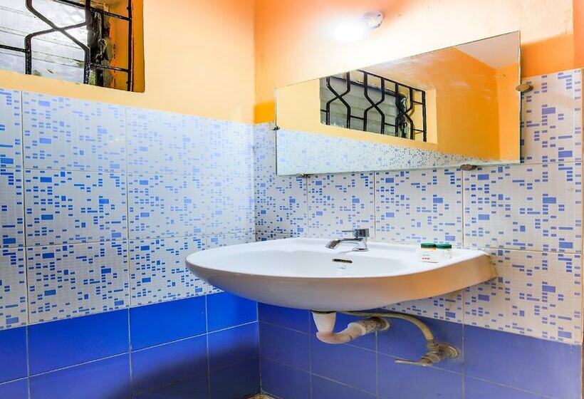 בית מלון כפרי Srinivas Residency By Oyo Rooms